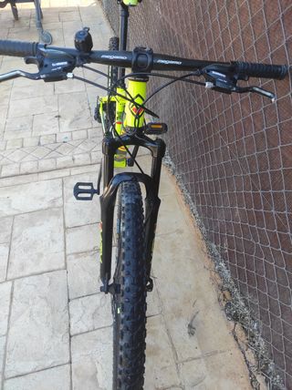 Bicicleta Megamo.