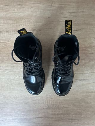 Dr. Martens botas plataforma negras