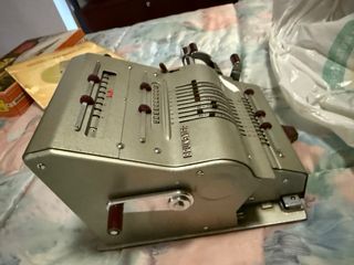 Calculadora mecánica antigua Brunsviga 13 RK/18 RK