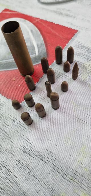 Máquina escribir + tocadiscos vintage