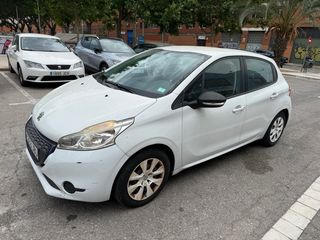 Peugeot 208 2015