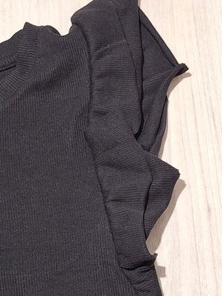 Top negro Zara canalé