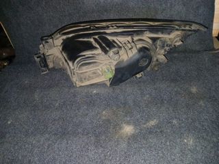 Faros Ford Mondeo III (2005)