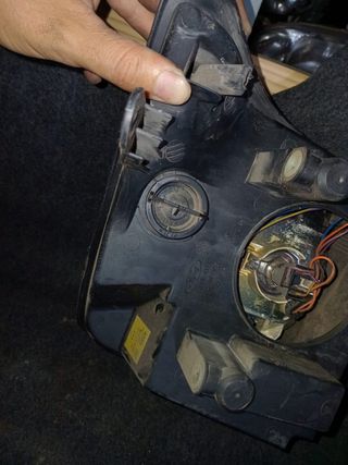 Faros Ford Mondeo III (2005)