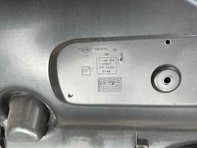 Mini R56 - Moldura maletero