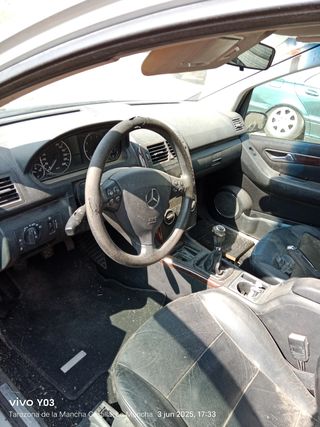 Mercedes clase a- entero