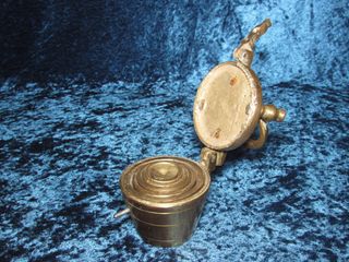 Antiguo ponderal vasos bronce 7 piezas s. XIX