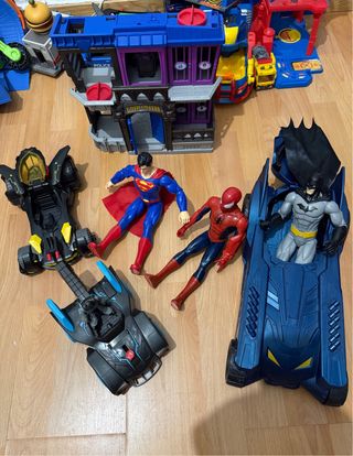 Figuras Batman, Superman y Spiderman