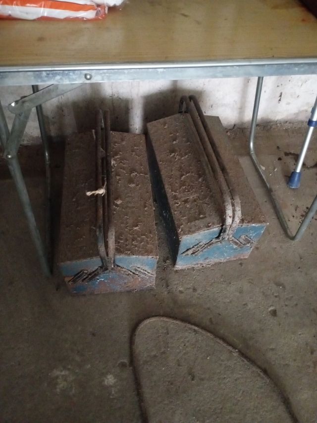 2 Cajas herramientas vintage tengo 3 cajas
