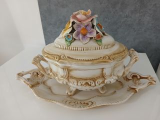 Antica Zuppiera in Ceramica Decorata con Fiori Vin