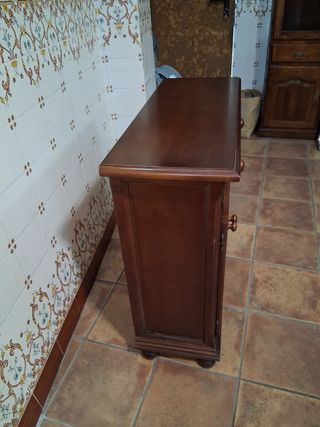 Zapatero madera de pino.