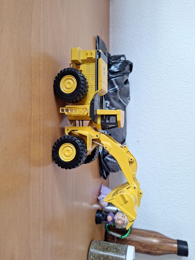 Excavadora Komatsu - Juguete