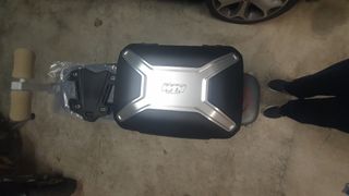 Baúl trasero KTM Touring con soporte y llaves 