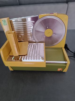 Affettatrice elettrica vintage