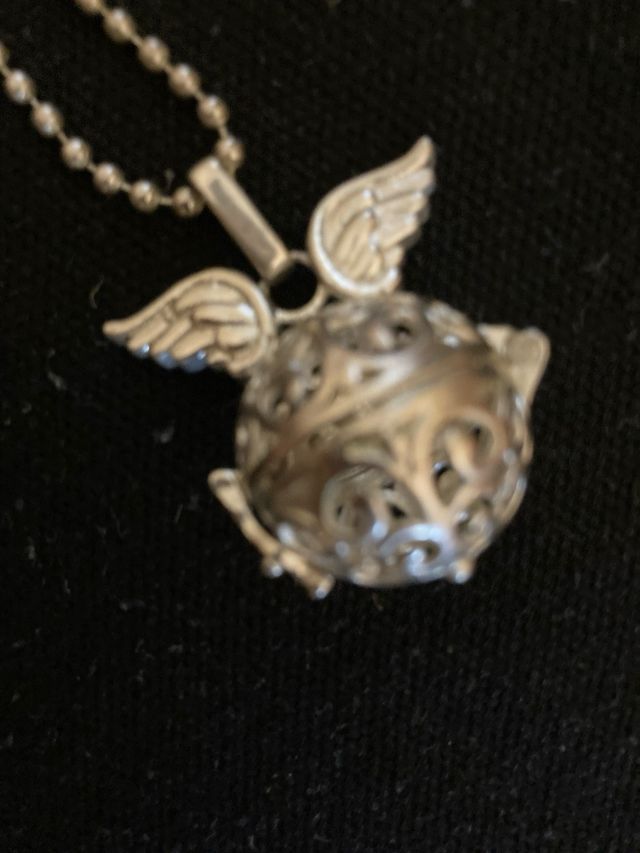 Collana chiama angeli 