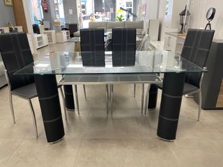 PRECIOSA MESA DE CRISTAL + 6 SILLAS POLIPIEL