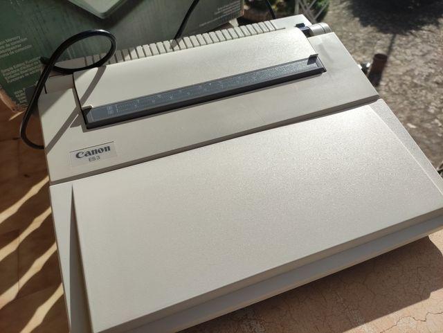 Macchina da scrivere Canon ES 3 vintage