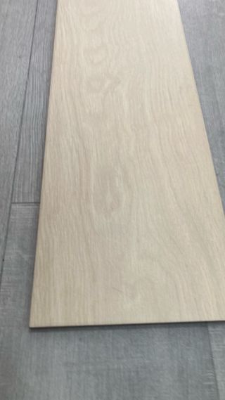 Baldosas porcelánicas imitación madera