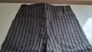 Pantalones Stradivarius XS rayas grises