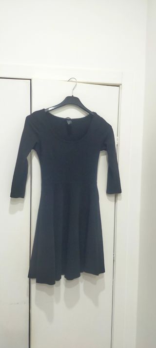 Vestito nero manica 3/4