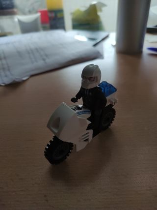 Moto lego