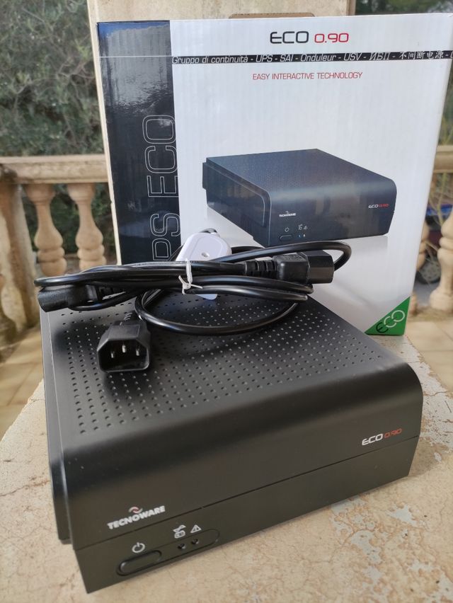 TECNOWARE Eco 0.90 - Gruppo di Continuità