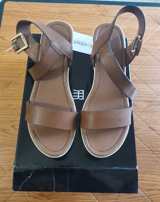 Sandali Miss Roberta marroni, in pelle. Taglia 39.