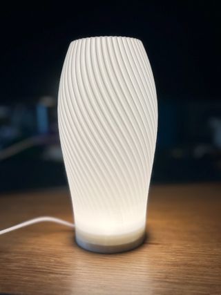 Lampada 3D multicolore con telecomando