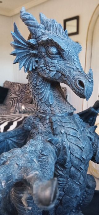 DRAGÓN GIGANTE FABRICADO EN RESINA