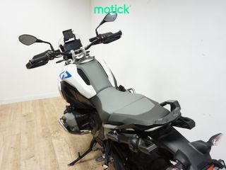 BMW R 1300 GS (PAQUETE TOURING, DINAMICO Y ENDURO PRO)
