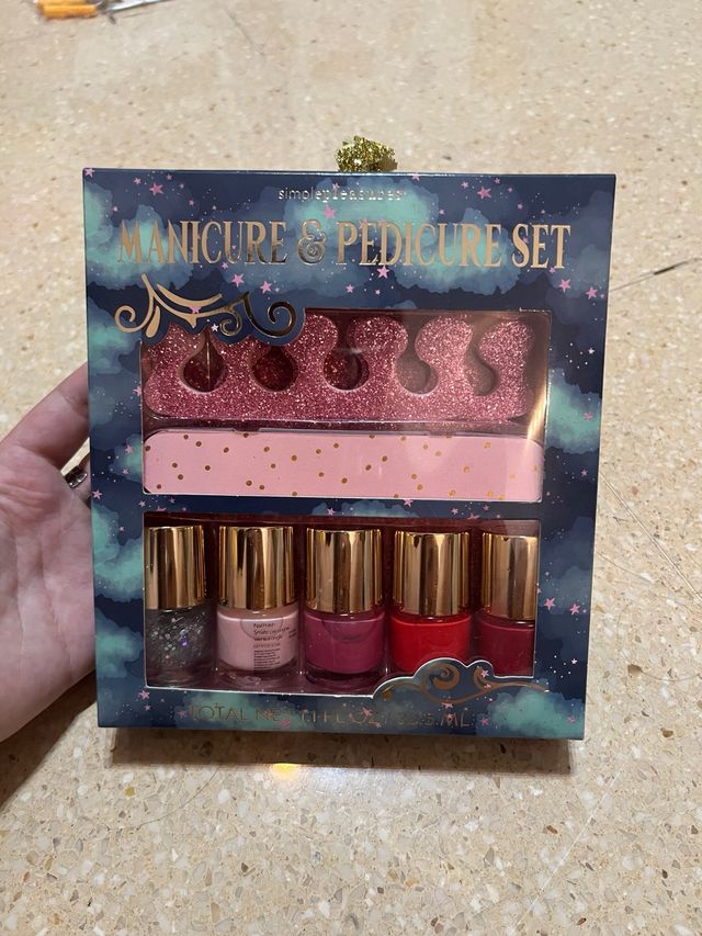 Manicure e pedicure, simples prazeres