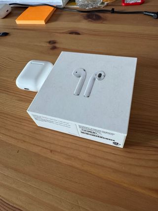 AirPods Apple blancos