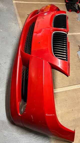 Paragolpes BMW e90 rojo