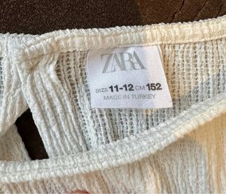 Mono Zara niña blanco.  Talla 11-12 años