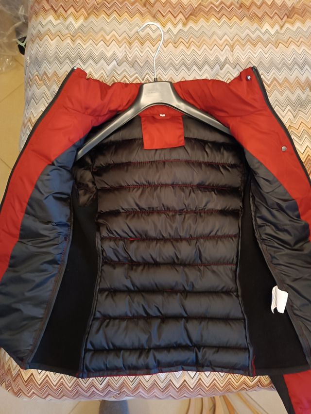 Giubbino rosso donna tg S