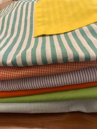 6 batas escolares - casi nuevas.