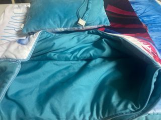 Saco dormir Frozen: Manta y almohada y antifaz 