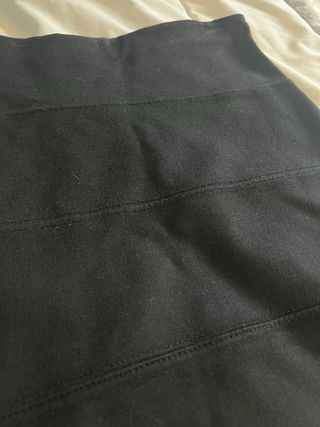 Falda negra Pull&Bear talla S