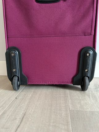 Maleta cabina VÄGG morada