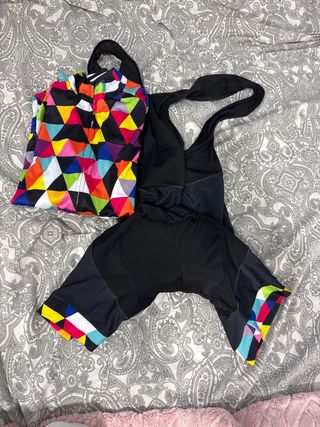Maillot ciclismo: conjunto colorido