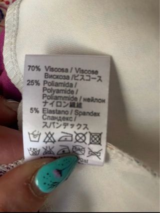 Falda plisada beige y morada