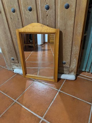 Aparador con espejo - Madera,