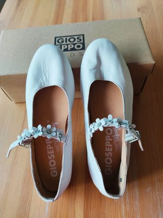 Manoletinas Gioseppo blancas niña