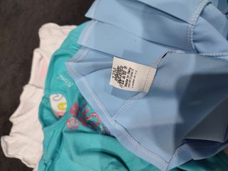 Set bimba 9-12 mesi pezzi 4.