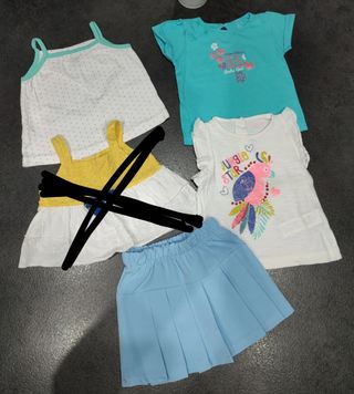 Set bimba 9-12 mesi pezzi 4.