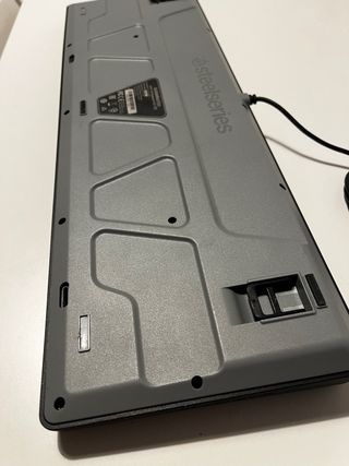 Teclado SteelSeries gaming negro