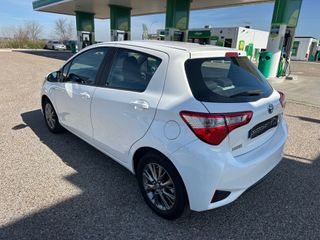 TOYOTA Yaris1.5 100H Active hybrid -Impecable !!