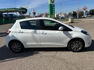 TOYOTA Yaris1.5 100H Active hybrid -Impecable !!