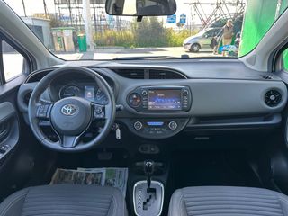 TOYOTA Yaris1.5 100H Active hybrid -Impecable !!
