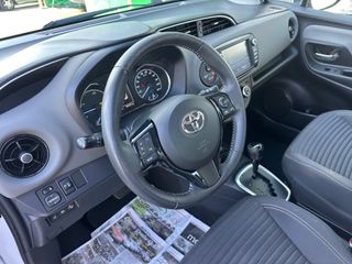 TOYOTA Yaris1.5 100H Active hybrid -Impecable !!